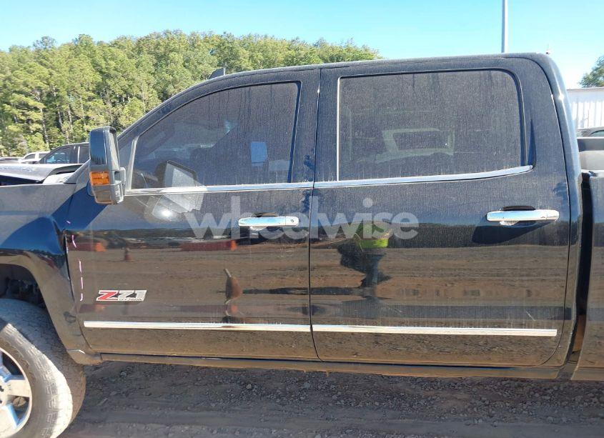 Photo 15 of 2015 Chevrolet Silverado 2500HD LTZ (VIN 1GC1KWE85FF508907)