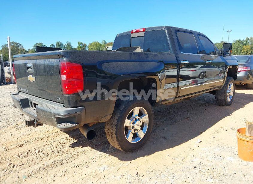Photo 4 of 2015 Chevrolet Silverado 2500HD LTZ (VIN 1GC1KWE85FF508907)