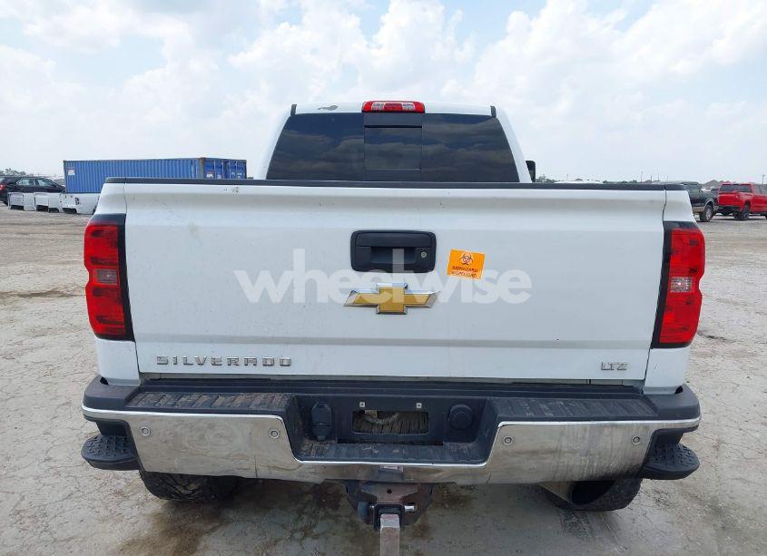 Photo 16 of 2015 Chevrolet Silverado 2500HD LTZ (VIN 1GC1KWE85FF638489)