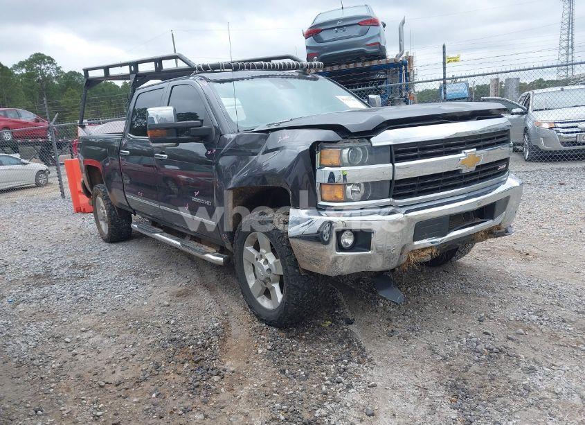 2016 Chevrolet Silverado 2500HD LTZ (VIN 1GC1KWE85GF106340) main photo