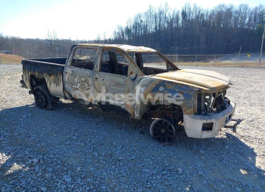 2016 Chevrolet Silverado 2500HD LTZ (VIN 1GC1KWE85GF135305) main photo