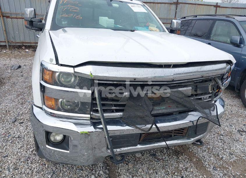 Photo 6 of 2016 Chevrolet Silverado 2500HD LTZ (VIN 1GC1KWE85GF182981)