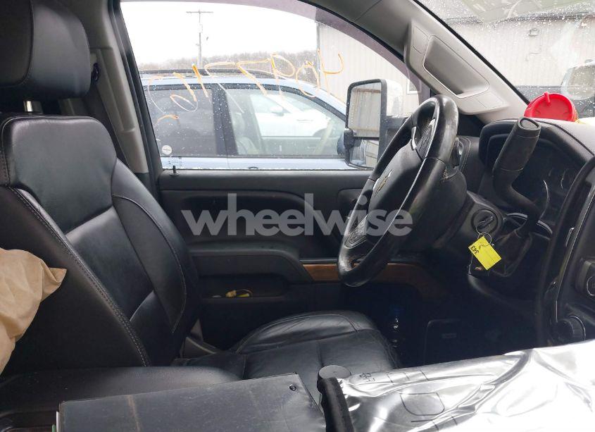 Photo 8 of 2016 Chevrolet Silverado 2500HD LTZ (VIN 1GC1KWE85GF182981)