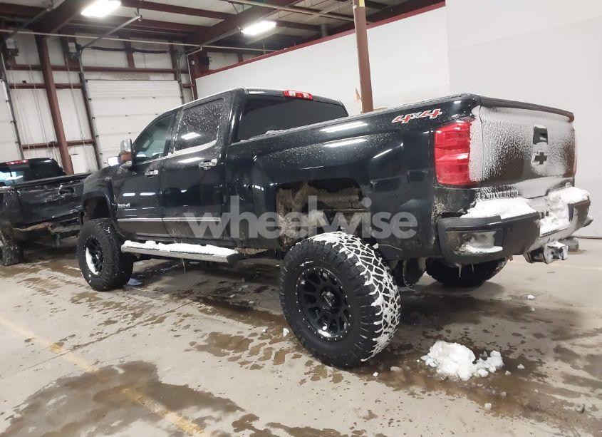 Photo 3 of 2016 Chevrolet Silverado 2500HD LTZ (VIN 1GC1KWE85GF299315)