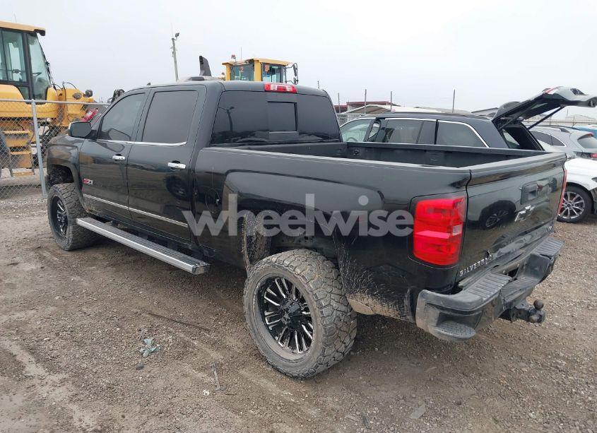 Photo 3 of 2016 Chevrolet Silverado 2500HD LTZ (VIN 1GC1KWE86GF210156)