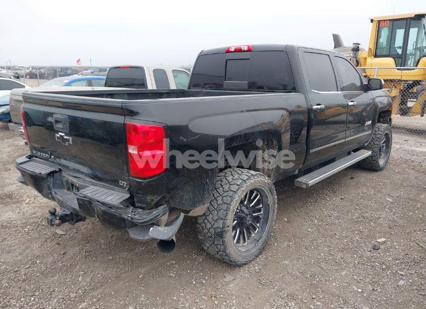 Photo 4 of 2016 Chevrolet Silverado 2500HD LTZ (VIN 1GC1KWE86GF210156)