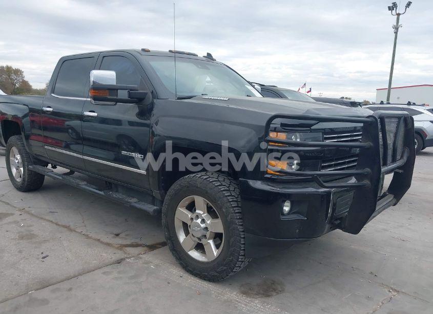 2016 Chevrolet Silverado 2500HD LTZ (VIN 1GC1KWE86GF272916) main photo