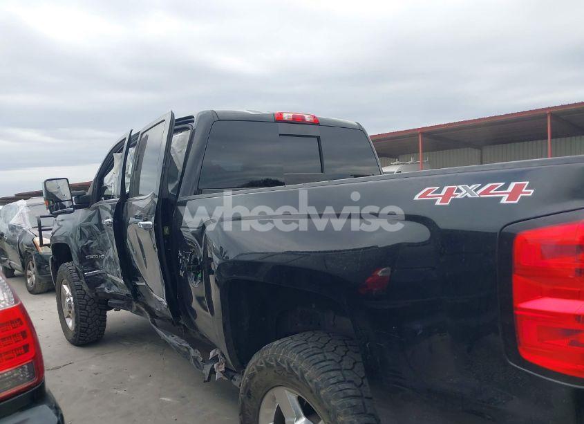 Photo 14 of 2016 Chevrolet Silverado 2500HD LTZ (VIN 1GC1KWE86GF272916)