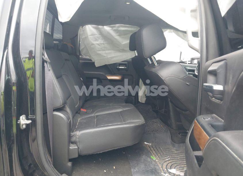 Photo 8 of 2016 Chevrolet Silverado 2500HD LTZ (VIN 1GC1KWE86GF272916)