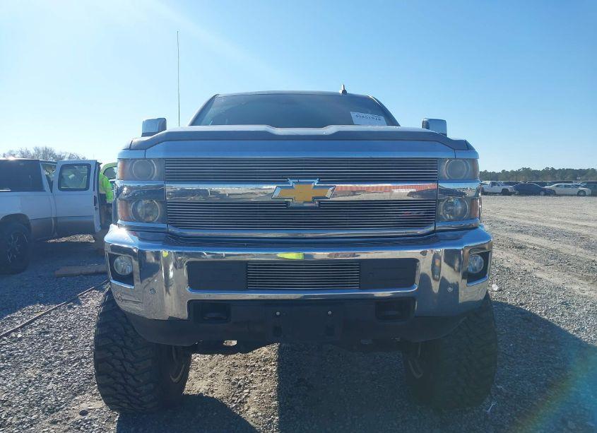 Photo 12 of 2015 Chevrolet Silverado 2500HD LTZ (VIN 1GC1KWE87FF611648)
