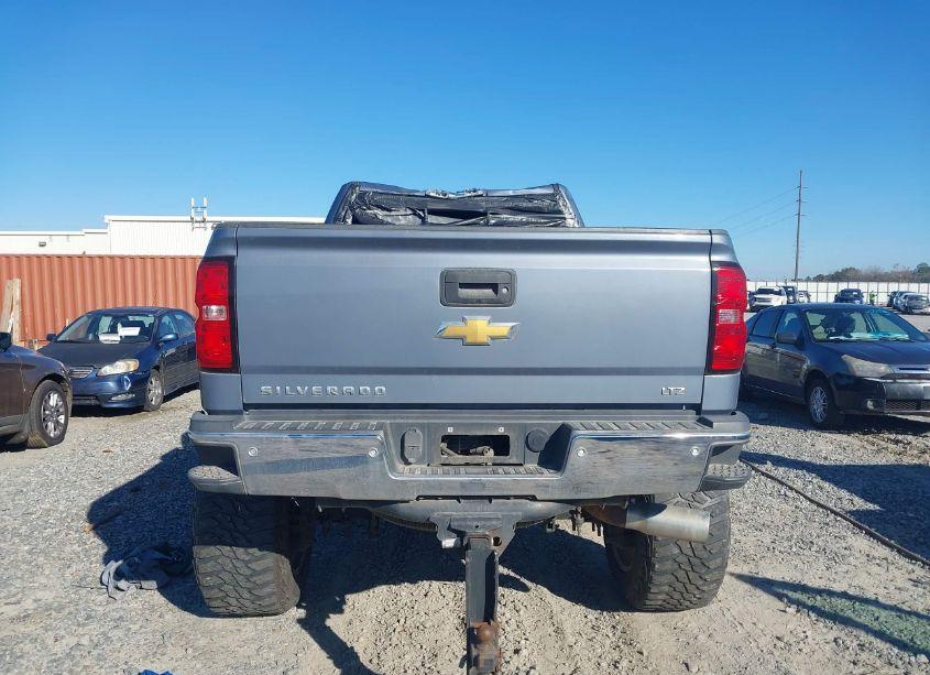 Photo 16 of 2015 Chevrolet Silverado 2500HD LTZ (VIN 1GC1KWE87FF611648)