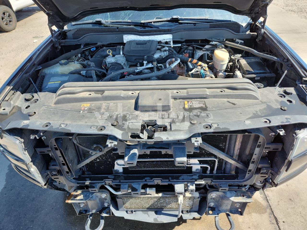 Photo 11 of 2016 CHEVROLET SILVERADO K2500 HEAVY DUTY LTZ (VIN 1GC1KWE87GF103231)