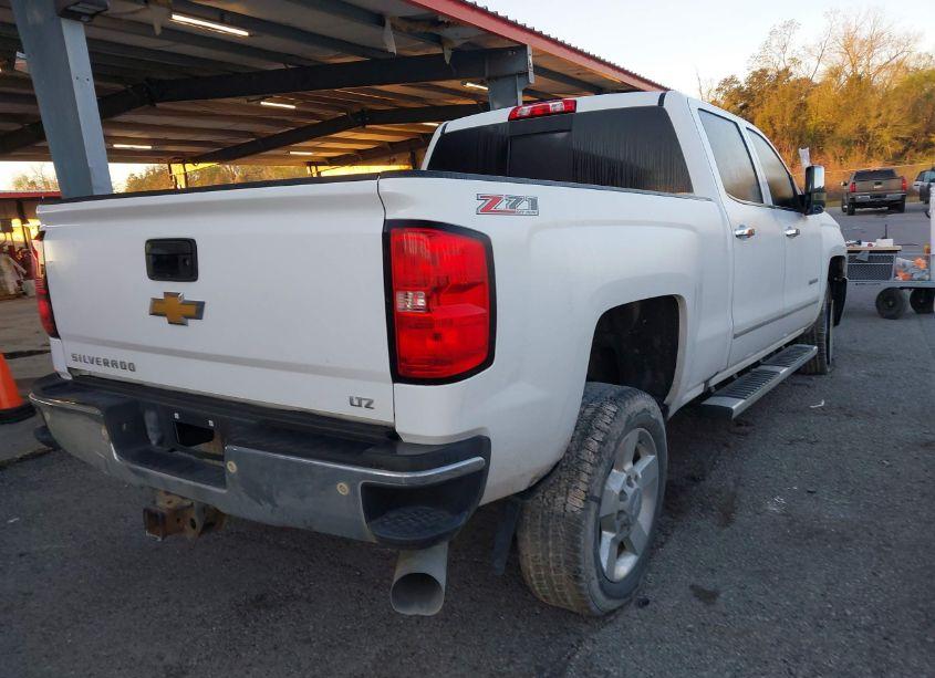 Photo 4 of 2016 Chevrolet Silverado 2500HD LTZ (VIN 1GC1KWE87GF308127)