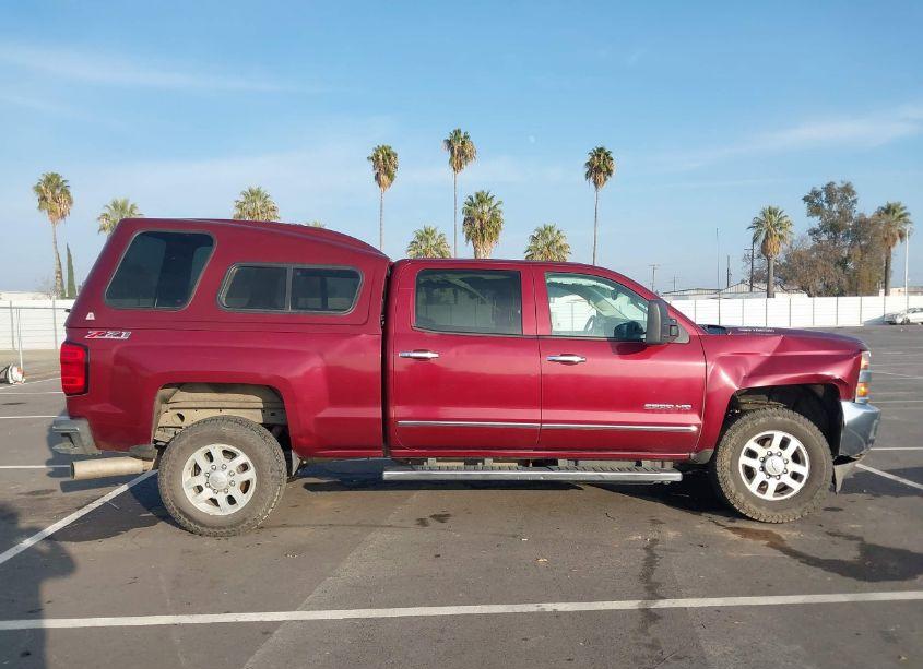 Photo 13 of 2015 Chevrolet Silverado 2500HD LTZ (VIN 1GC1KWE88FF197165)