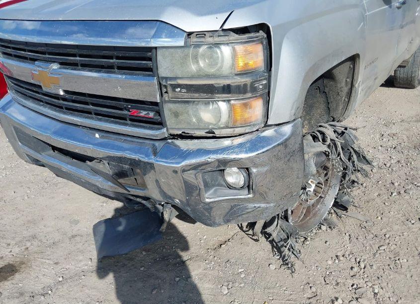Photo 6 of 2015 Chevrolet Silverado 2500HD LTZ (VIN 1GC1KWE88FF635182)