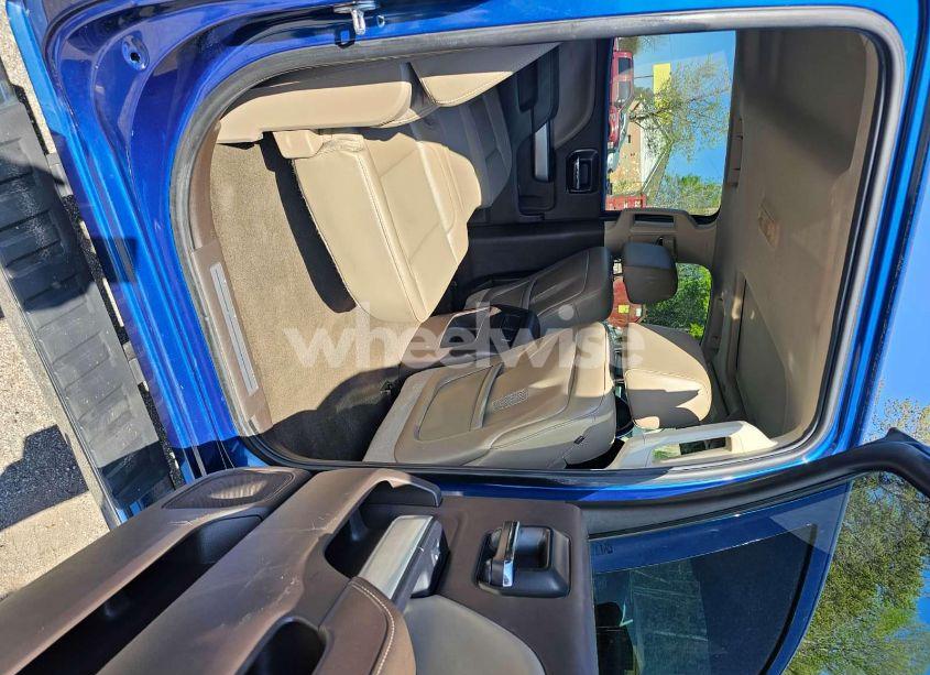 Photo 8 of 2015 Chevrolet Silverado 2500HD LTZ (VIN 1GC1KWE88FF666299)