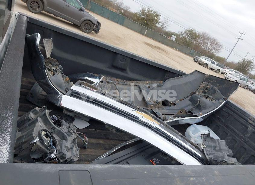 Photo 12 of 2015 Chevrolet Silverado 2500HD LTZ (VIN 1GC1KWE89FF149299)