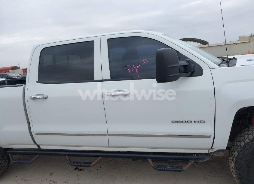 Photo 14 of 2015 Chevrolet Silverado 2500HD LTZ (VIN 1GC1KWE89FF149299)