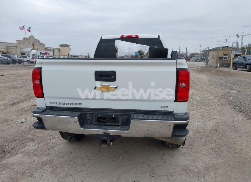 Photo 17 of 2015 Chevrolet Silverado 2500HD LTZ (VIN 1GC1KWE89FF149299)