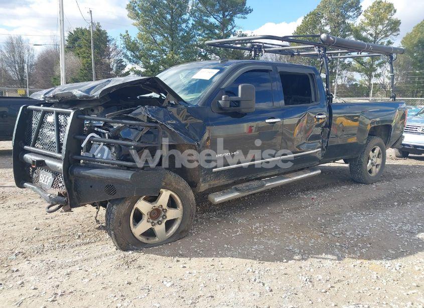 Photo 2 of 2015 Chevrolet Silverado 2500HD LTZ (VIN 1GC1KWE89FF170380)