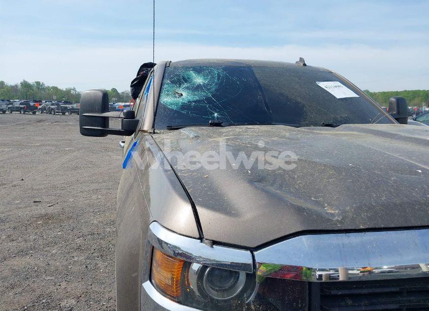 Photo 6 of 2015 Chevrolet Silverado 2500HD LTZ (VIN 1GC1KWE89FF183873)