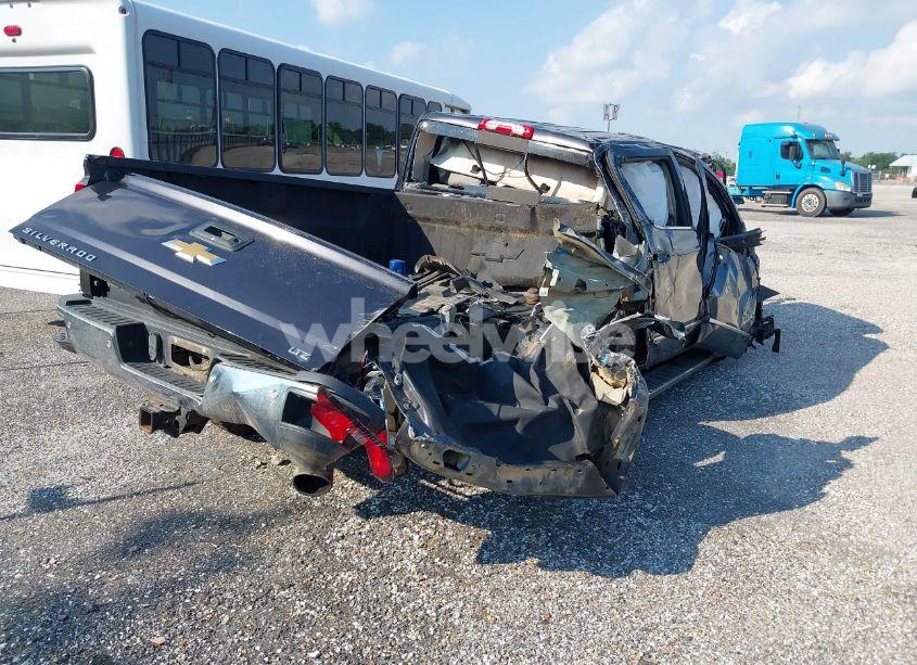 Photo 4 of 2015 Chevrolet Silverado 2500HD LTZ (VIN 1GC1KWE89FF596733)