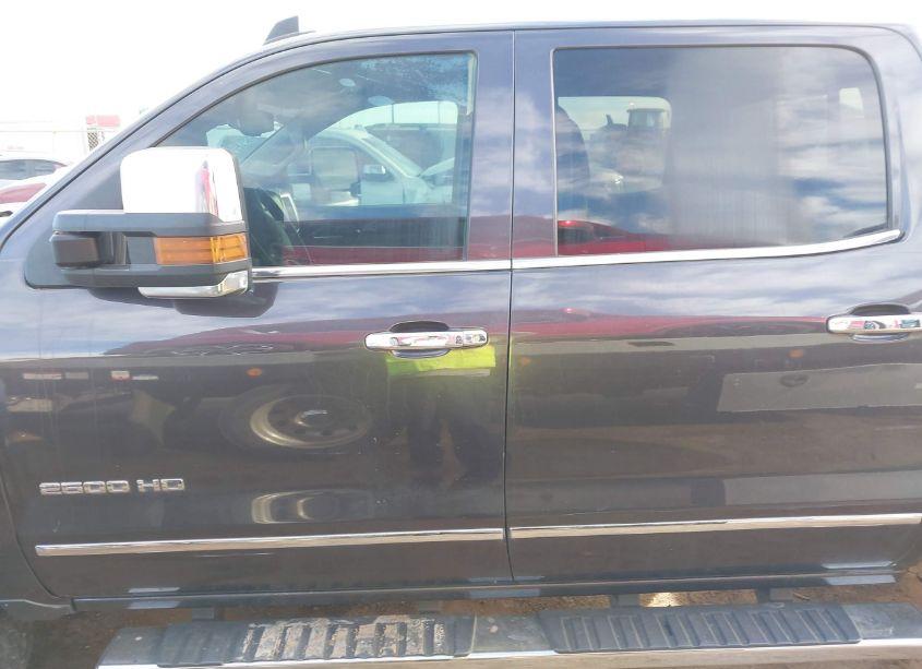 Photo 14 of 2015 Chevrolet Silverado 2500HD LTZ (VIN 1GC1KWE89FF597333)