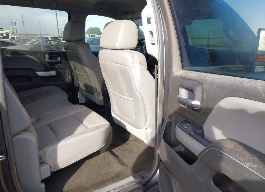 Photo 8 of 2015 Chevrolet Silverado 2500HD LTZ (VIN 1GC1KWE89FF597333)