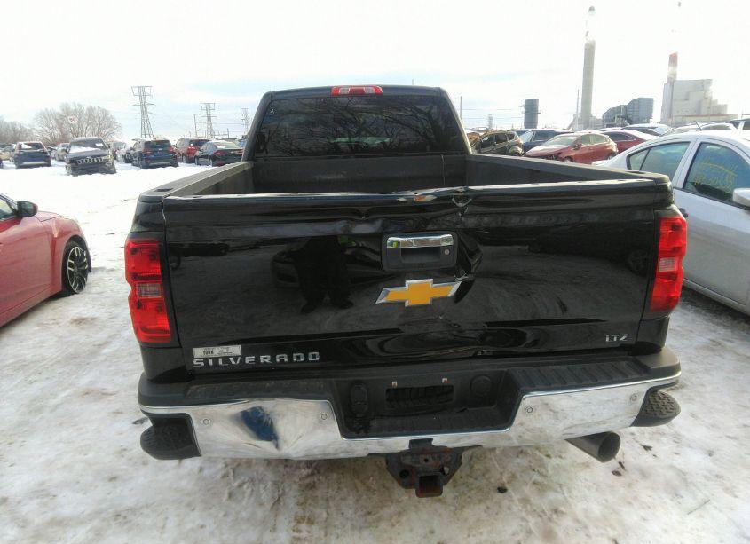 Photo 17 of 2015 Chevrolet Silverado 2500HD LTZ (VIN 1GC1KWE8XFF104355)