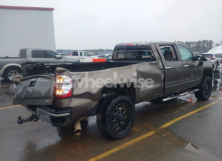 Photo 6 of 2015 Chevrolet Silverado 2500HD LTZ (VIN 1GC1KWE8XFF167763)