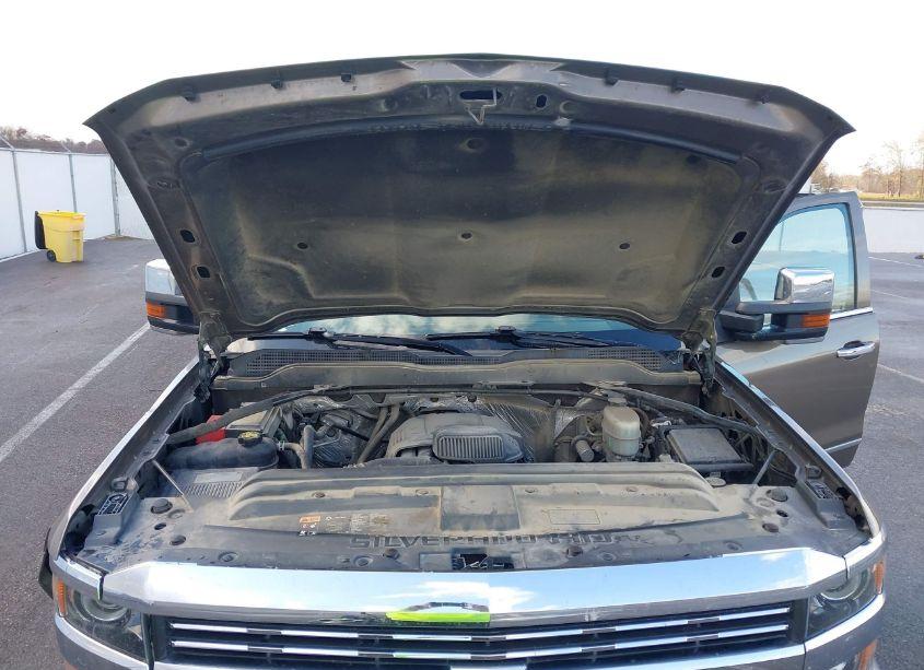 Photo 10 of 2015 Chevrolet Silverado 2500HD LTZ (VIN 1GC1KWEG3FF519105)