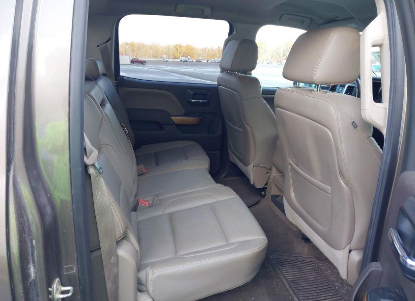 Photo 8 of 2015 Chevrolet Silverado 2500HD LTZ (VIN 1GC1KWEG3FF519105)