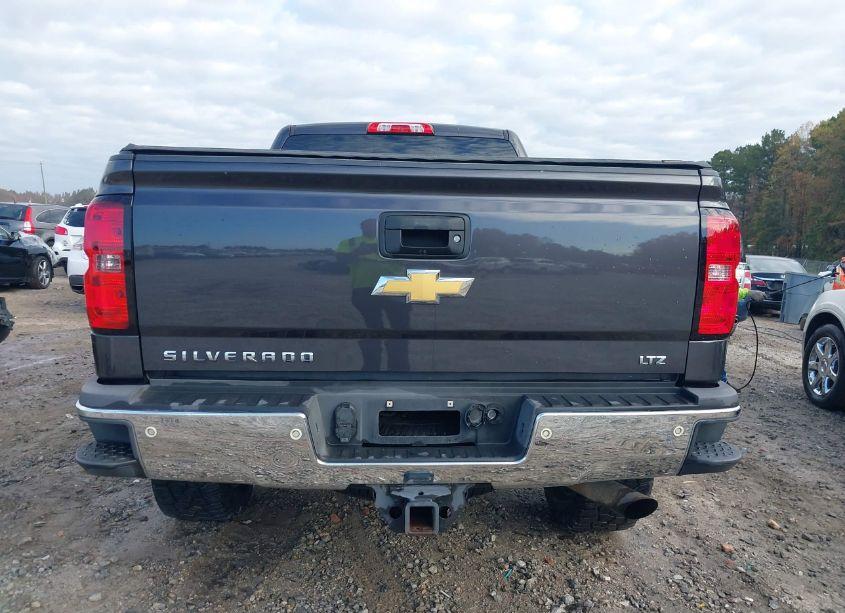 Photo 16 of 2016 Chevrolet Silverado 2500HD LTZ (VIN 1GC1KWEG3GF209053)