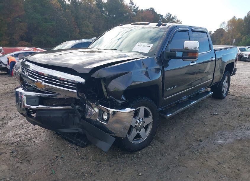 Photo 2 of 2016 Chevrolet Silverado 2500HD LTZ (VIN 1GC1KWEG3GF209053)