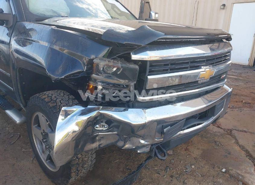 Photo 6 of 2016 Chevrolet Silverado 2500HD LTZ (VIN 1GC1KWEG4GF305337)