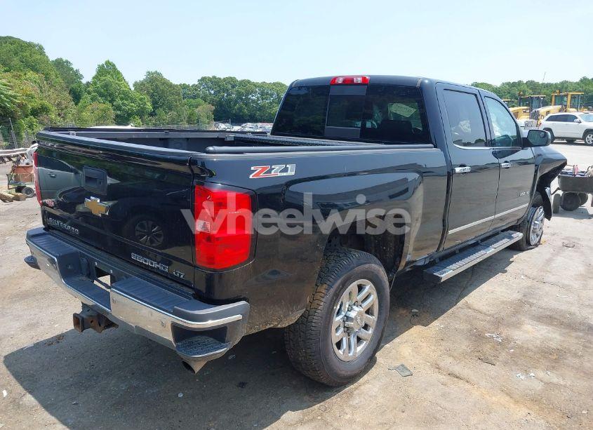 Photo 4 of 2017 Chevrolet Silverado 2500HD LTZ (VIN 1GC1KWEG4HF151987)