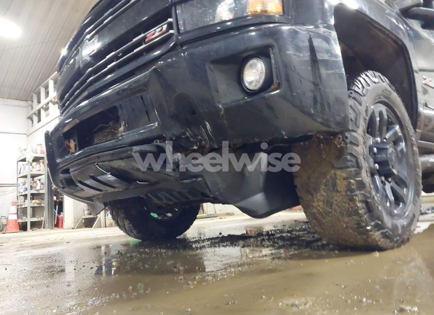 Photo 6 of 2018 Chevrolet Silverado 2500HD LTZ (VIN 1GC1KWEG4JF240352)