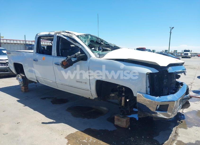 Photo 14 of 2017 Chevrolet Silverado 2500HD LTZ (VIN 1GC1KWEG5HF250074)