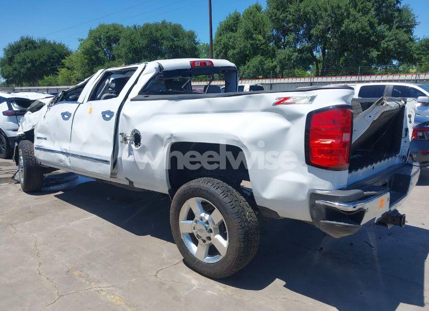 Photo 16 of 2017 Chevrolet Silverado 2500HD LTZ (VIN 1GC1KWEG5HF250074)