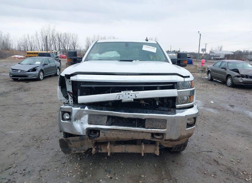 Photo 12 of 2019 Chevrolet Silverado 3500HD LT (VIN 1GC1KWEG5KF100845)
