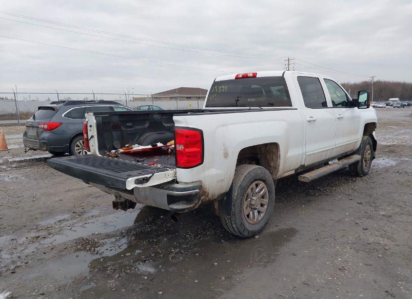 Photo 4 of 2019 Chevrolet Silverado 3500HD LT (VIN 1GC1KWEG5KF100845)