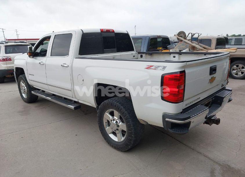 Photo 3 of 2015 Chevrolet Silverado 2500HD LTZ (VIN 1GC1KWEG7FF641157)