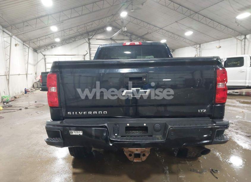 Photo 16 of 2018 Chevrolet Silverado 2500HD LTZ (VIN 1GC1KWEG7JF127298)