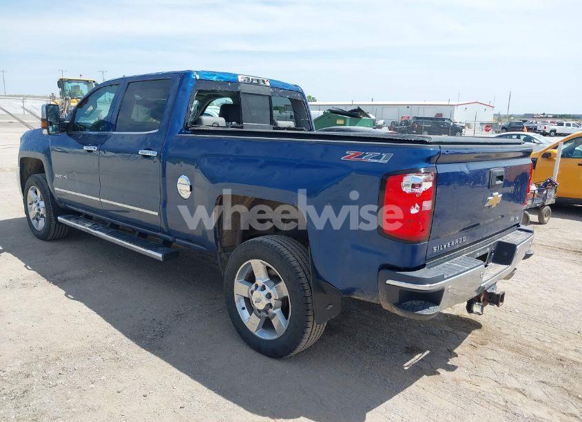Photo 3 of 2015 Chevrolet Silverado 2500HD LTZ (VIN 1GC1KWEGXFF546057)