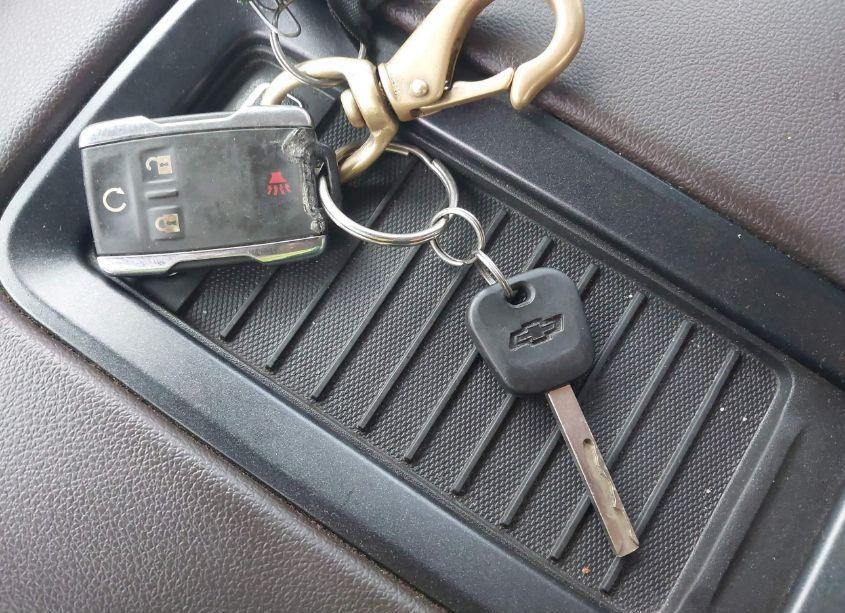 Photo 11 of 2017 Chevrolet Silverado 2500HD LTZ (VIN 1GC1KWEY0HF105646)