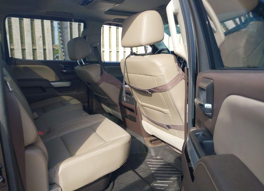 Photo 8 of 2017 Chevrolet Silverado 2500HD LTZ (VIN 1GC1KWEY0HF105646)