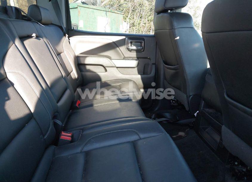 Photo 8 of 2018 Chevrolet Silverado 2500HD LTZ (VIN 1GC1KWEY2JF219024)