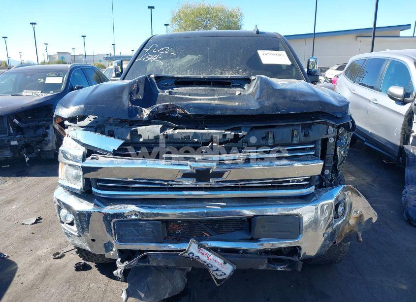 Photo 13 of 2017 Chevrolet Silverado 2500HD LTZ (VIN 1GC1KWEY3HF135028)