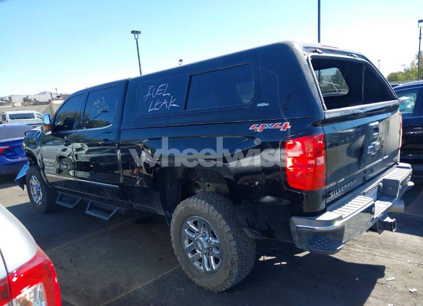 Photo 15 of 2017 Chevrolet Silverado 2500HD LTZ (VIN 1GC1KWEY3HF135028)