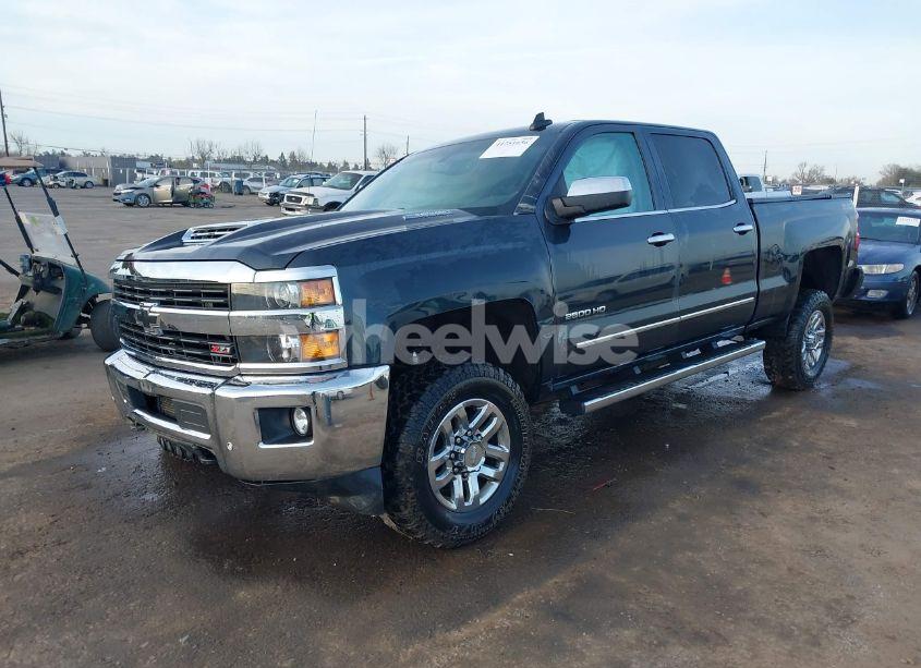 Photo 2 of 2017 Chevrolet Silverado 2500HD LTZ (VIN 1GC1KWEY4HF205197)